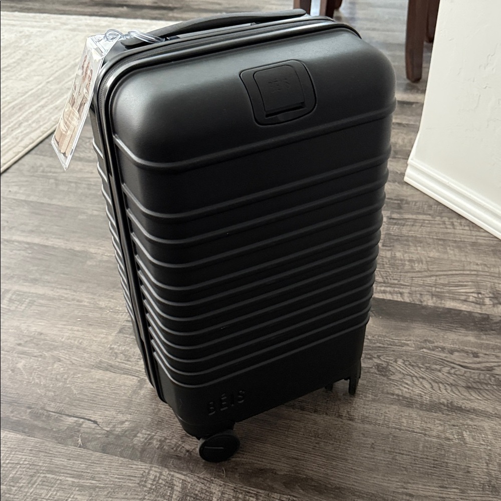 Beis Small Carry-on